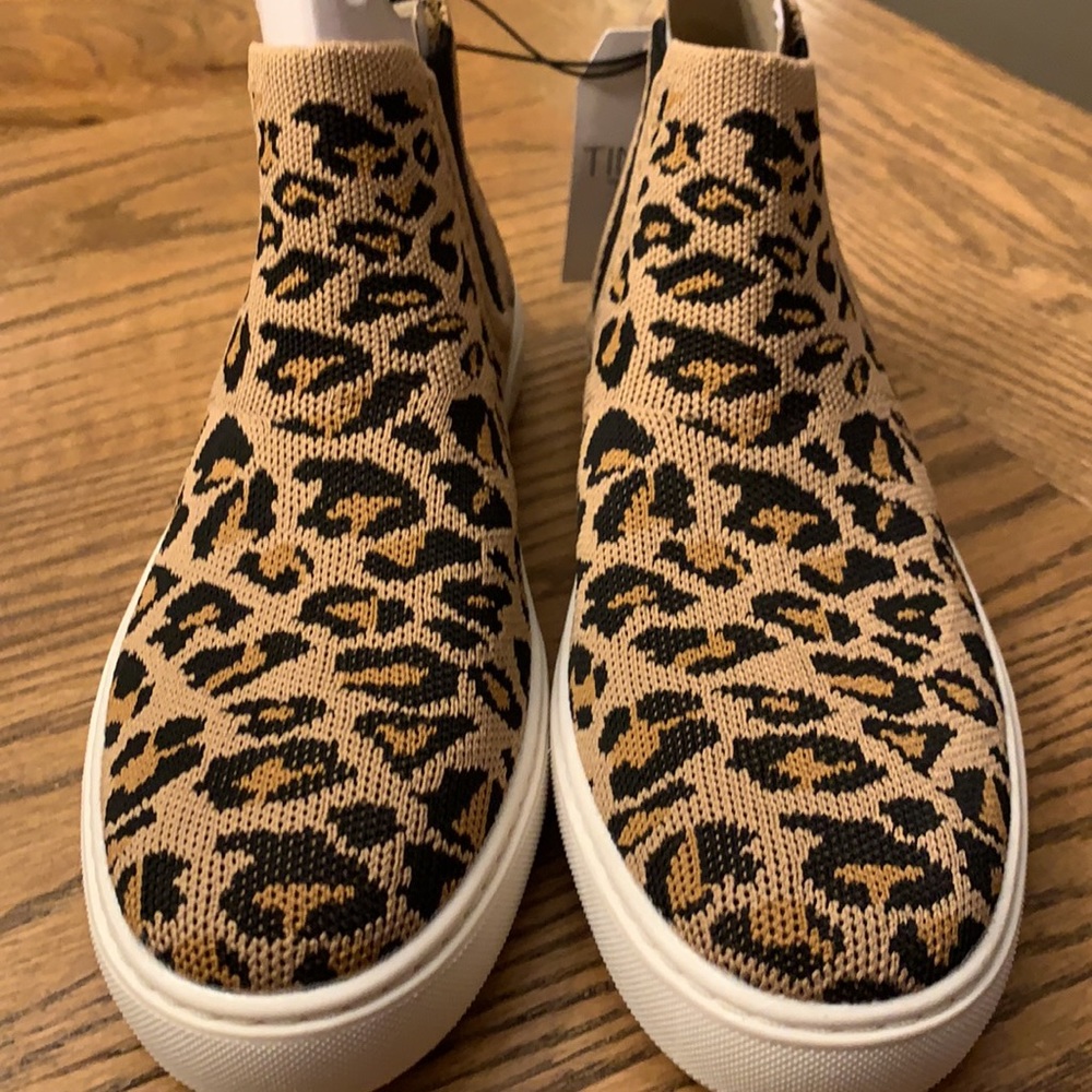 Leopard high top sneakers! - Picture 3 of 3